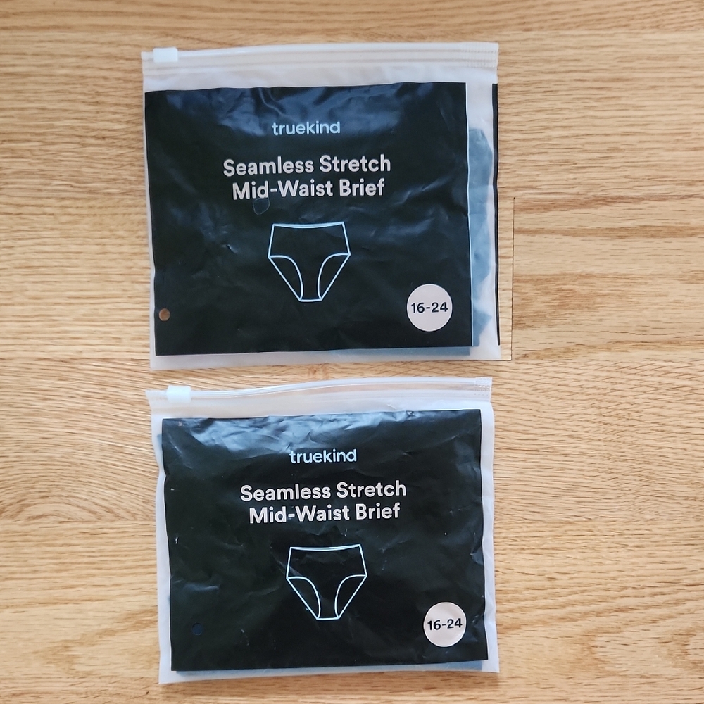 Truekind Black Seamless Stretch Mid-Waist Brief